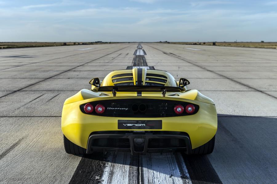  Hennessey Venom GT Spyder 2016 года  (фото 20 из 21)